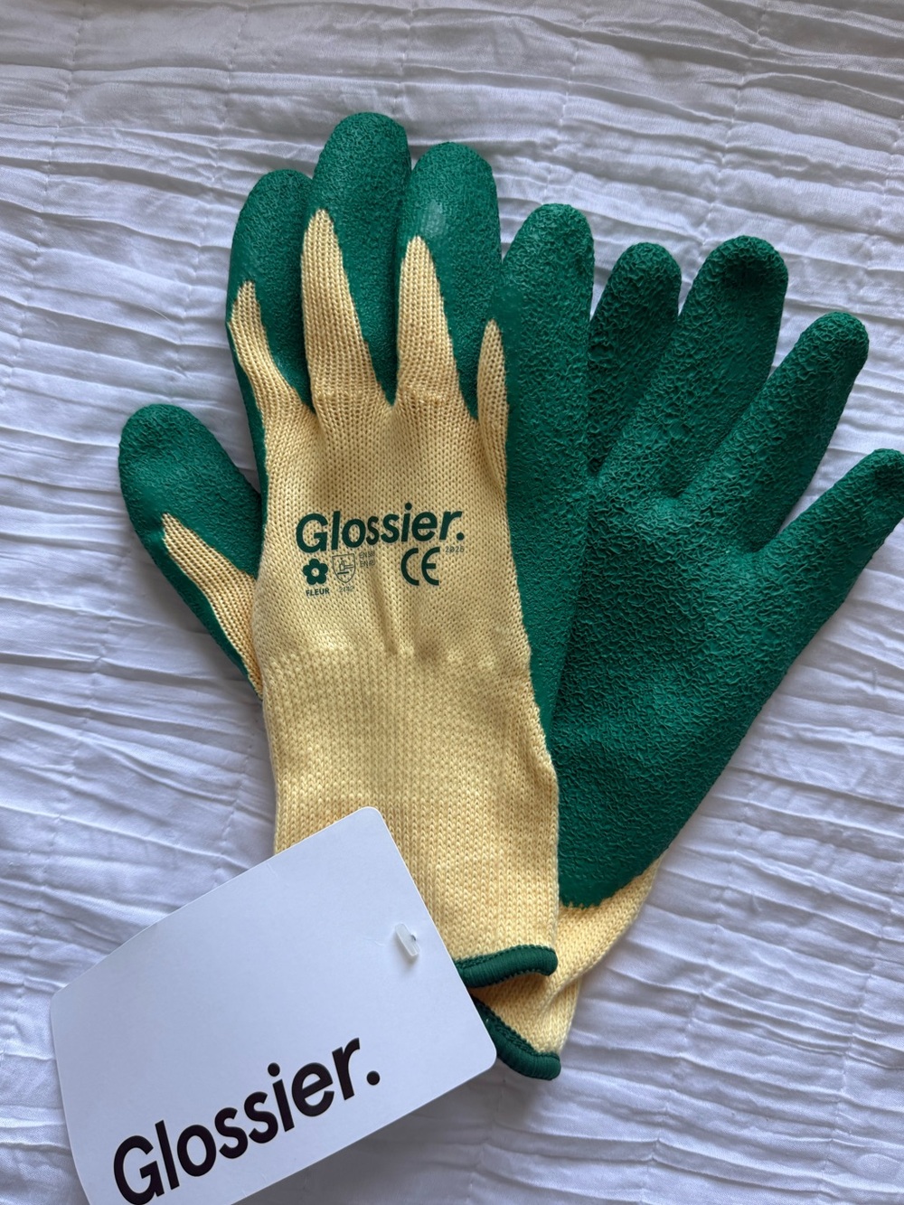 NWT Glossier Fleur Gardening Gloves